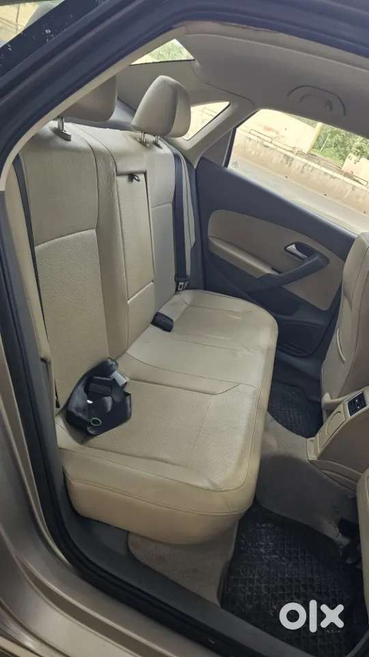 Volkswagen Vento 1.6 Highline, 2016, Petrol
