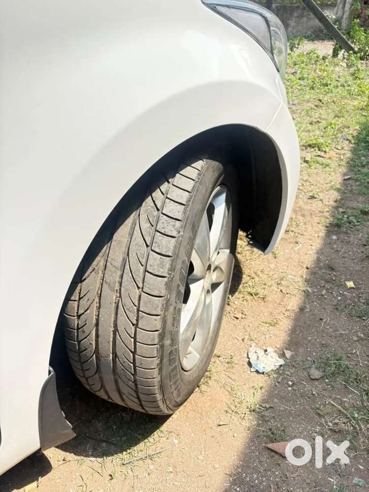 Hyundai Elantra Diesel Manual 2015 Variant