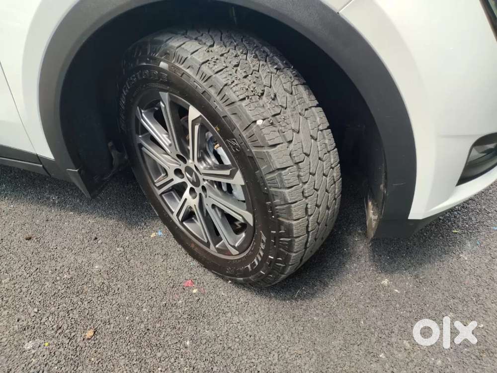 Mahindra Xuv700 2.2 Ax 7 Diesel At Luxury Pack Str Awd, 2022, Diesel