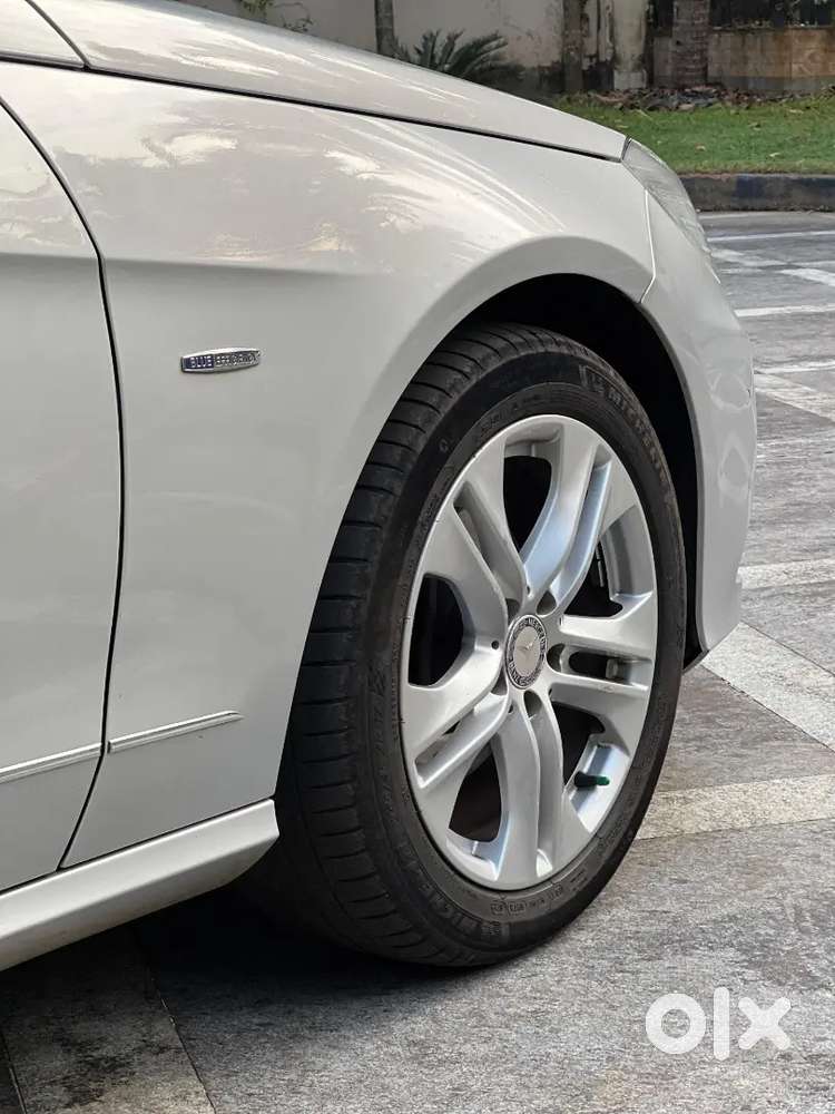 2013 Mercedes Benz E Class Avante Garde Original Kerala Top Model