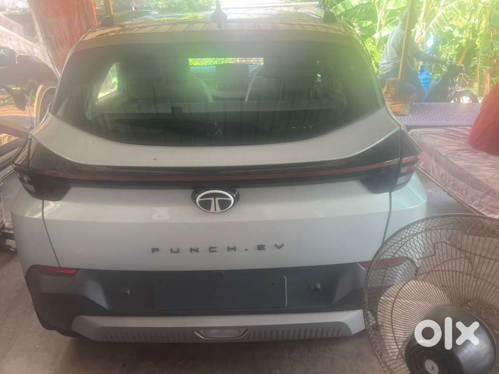 Tata Punch Ev Empowered S 2026