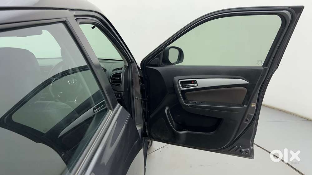 Toyota Urban Cruiser 1.5 Premium Grade At, 2022, Petrol