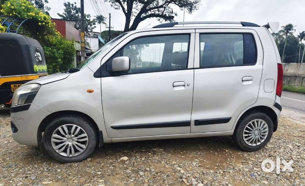 Maruti Suzuki Wagon R Vxi Optional, 2011, Petrol