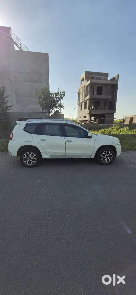 Nissan Terrano 2014 Manual