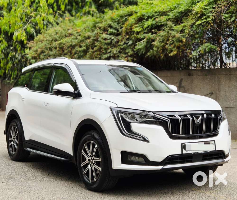 Mahindra Xuv700 2.0 Ax 7 Petrol At Luxury Pack Str, 2025, Petrol