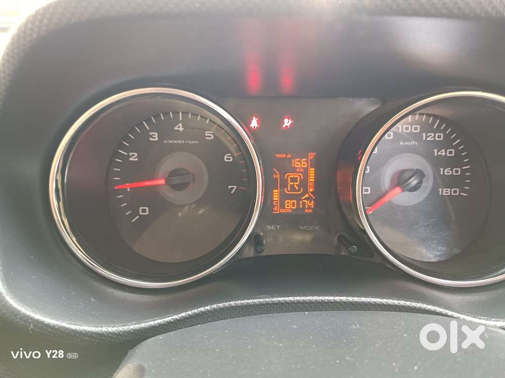 Mahindra Tuv 300 T10, 2019, Diesel