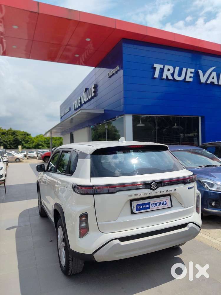 Maruti Suzuki Grand Vitara 1.5 Delta Smart Hybrid At, 2023, Petrol