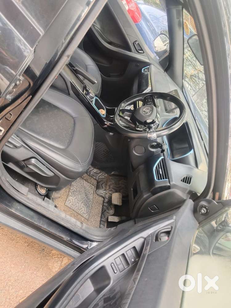Tata Nexon Ev Xz Plus Dark Edition, 2022, Electric
