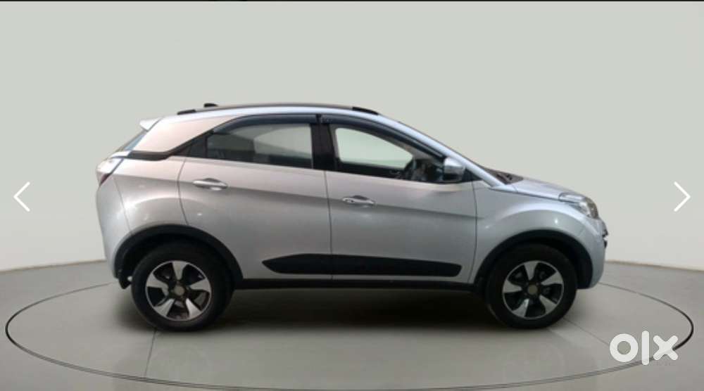 Tata Nexon Petrol Amt 2018