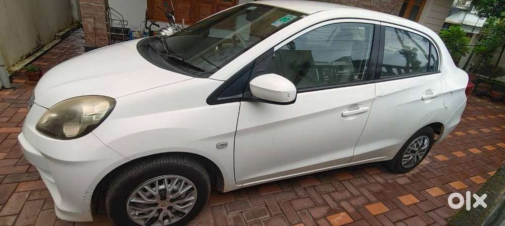 Honda Amaze 2014