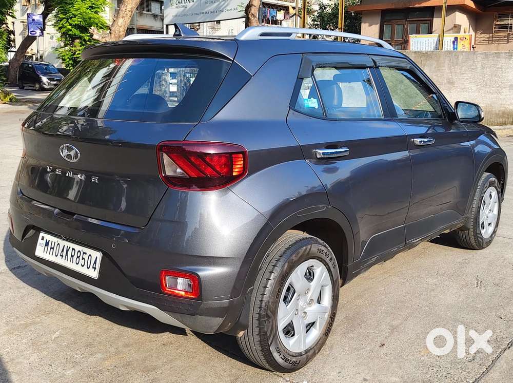 Hyundai Venue 1.2 S Plus, 2021, Petrol