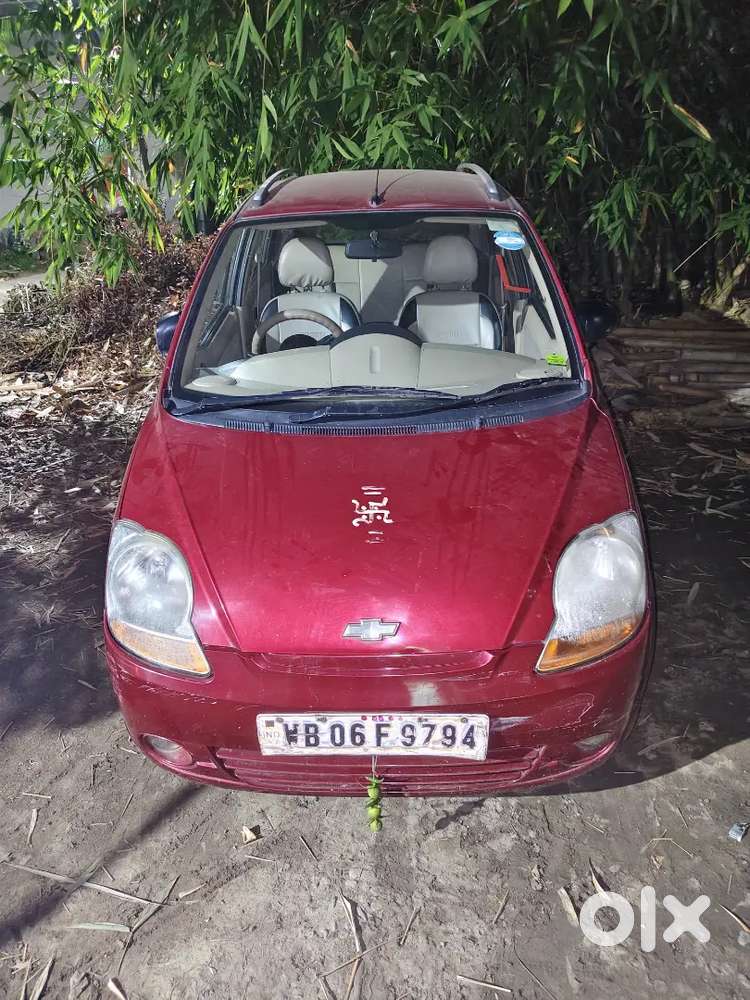Chevrolet Spark Petrol 2013 Year