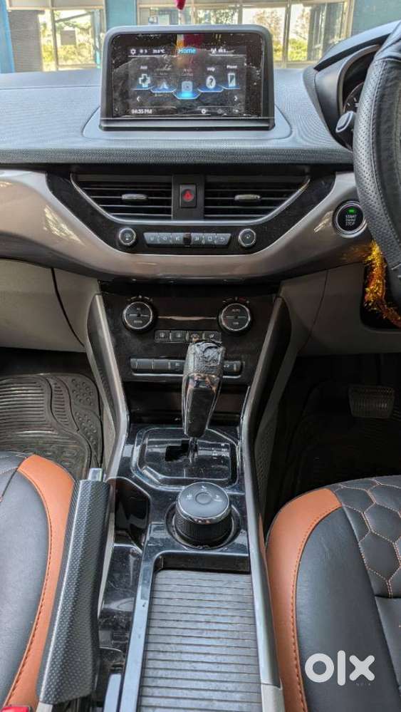 Tata Nexon 1.2 Revotron Xza Plus (o) Amt, 2018, Petrol