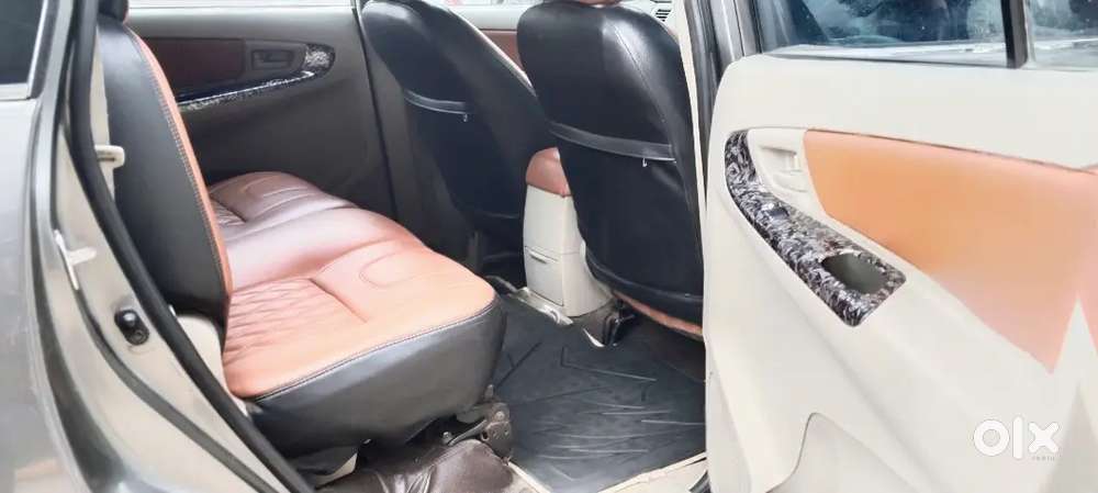 Toyota Innova 2.5 G3 2014 7 Seater