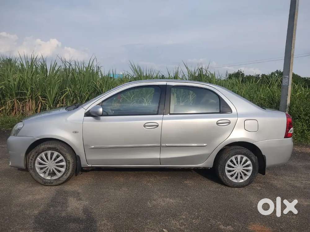 Toyota Etios 1.5 G 2011 Petrol Manual