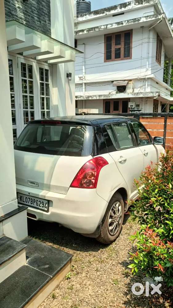 Maruti Suzuki Swift 2010