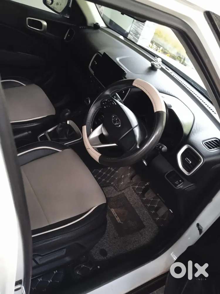Hyundai Venue 2021 Petrol Good Condition