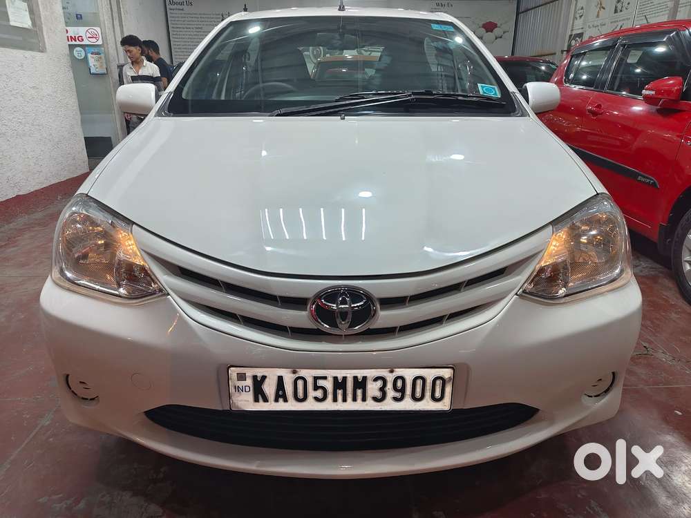 Toyota Etios Liva 2011-2012 G, 2012, Petrol