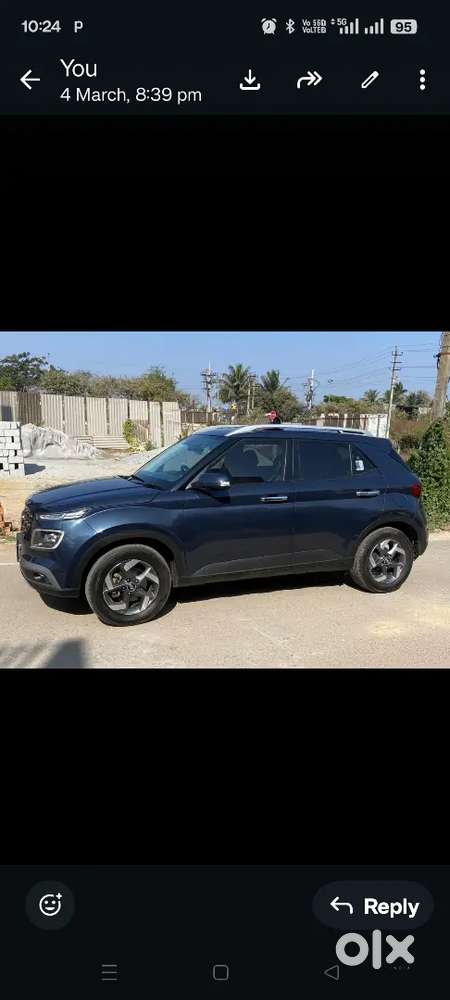 Hyundai Venue 2021 With Sunroof