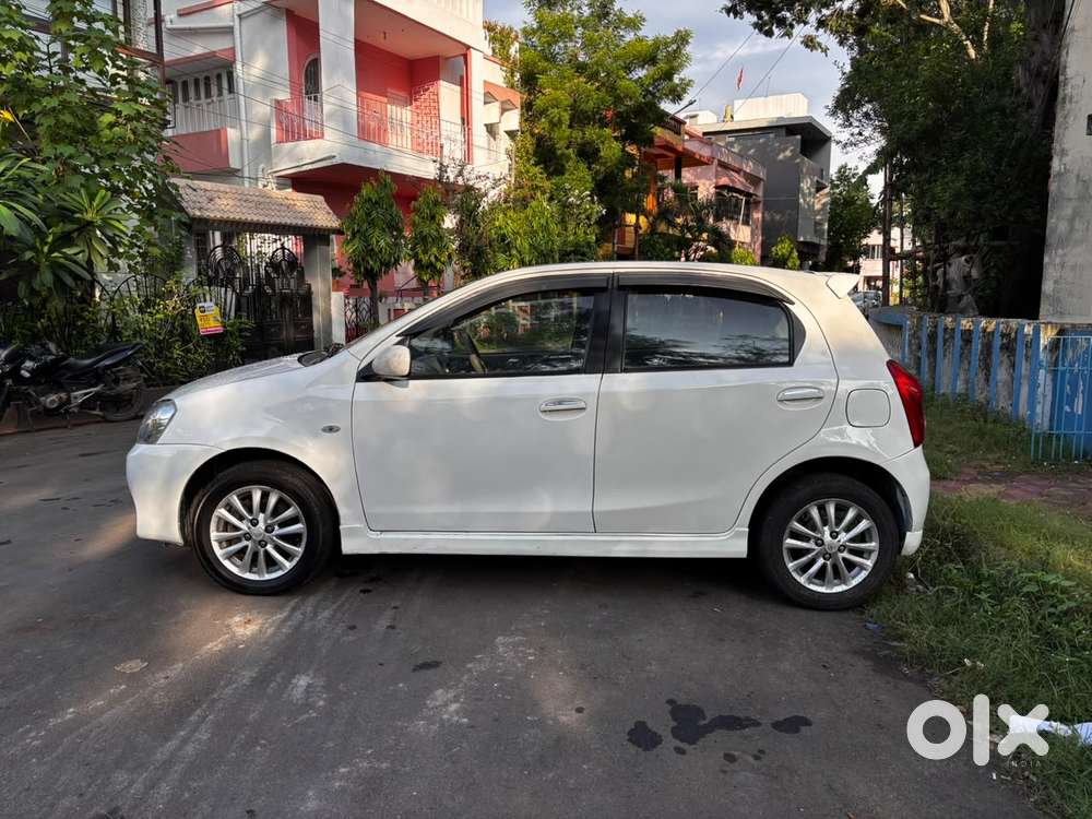 Toyota Etios Liva Vx, 2011, Petrol