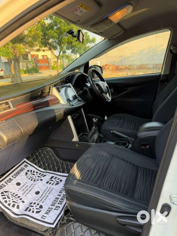 Toyota Innova Crysta 2018