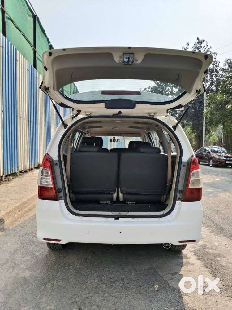 Toyota Innova [2013-2016] 2.5 G4 8 Str, 2014, Diesel