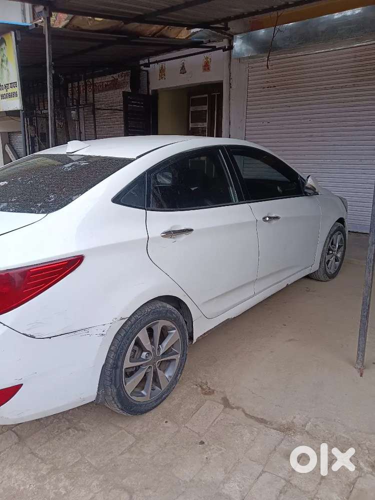 Hyundai Verna 2015 Diesel 150000 Km Driven