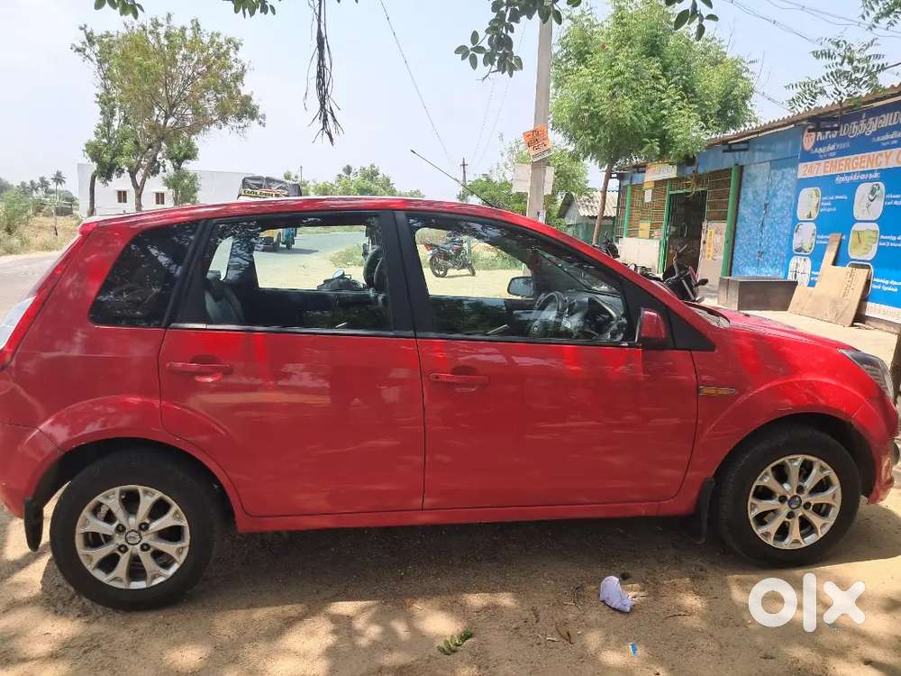 Ford Figo 2013 Diesel 64000 Km Driven