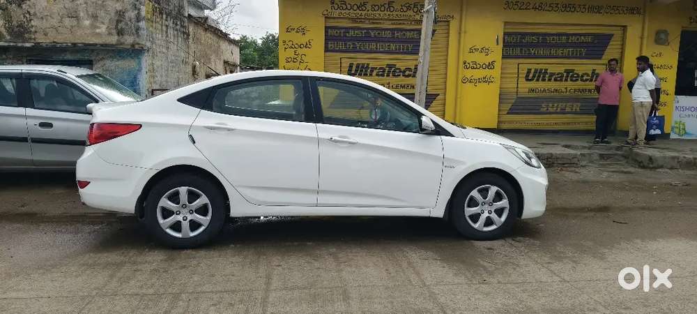 Hyundai Verna 2011 Petrol 96000 Km Driven