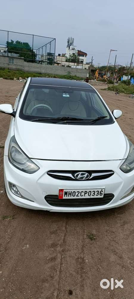 Hyundai Fluidic Verna 2012