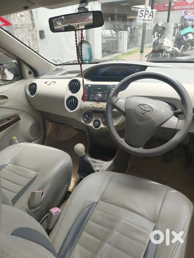 Toyota Etios [2014] Manual Petrol