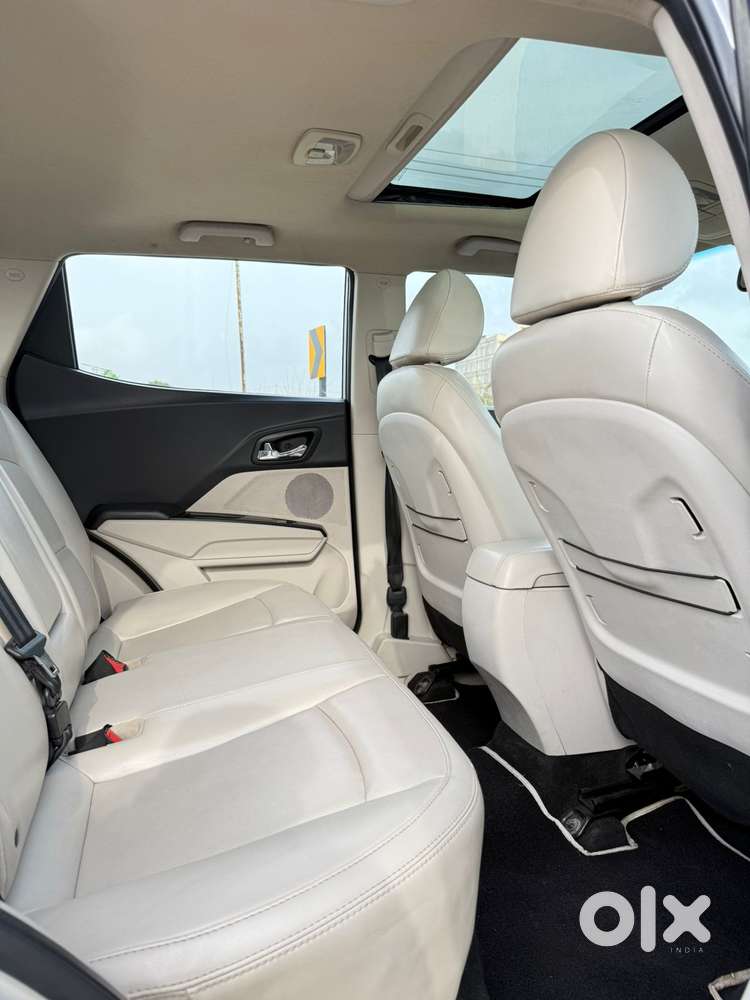 Mahindra Xuv300 W8 Diesel, 2019, Diesel