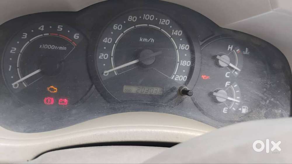 Toyota Innova 2006 Model Diesel Car