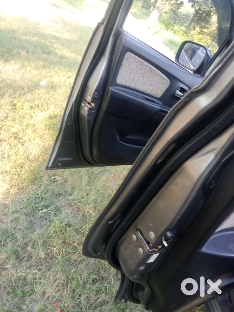 Maruti Suzuki Wagon R Vxi Amt, 2018, Petrol