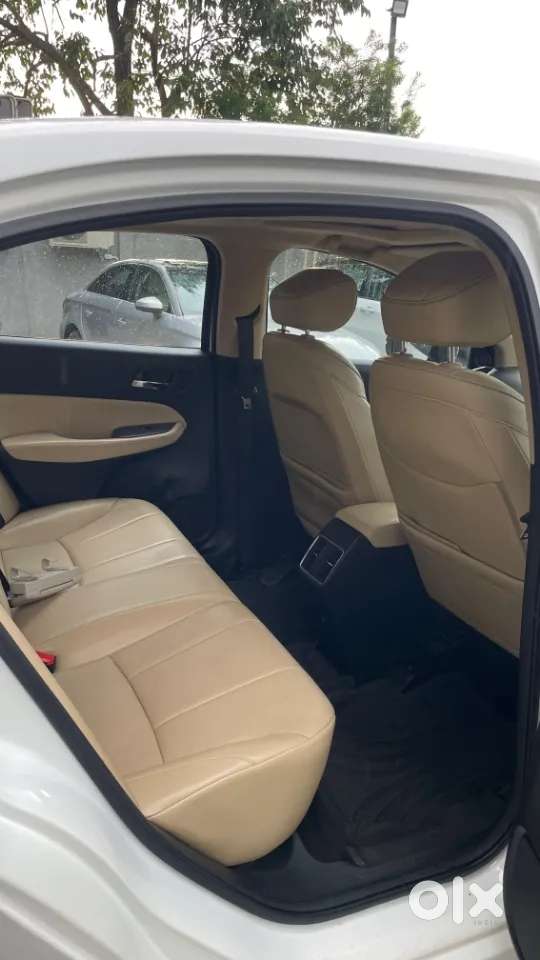 Honda City I-vtec Cvt Zx, 2022, Petrol