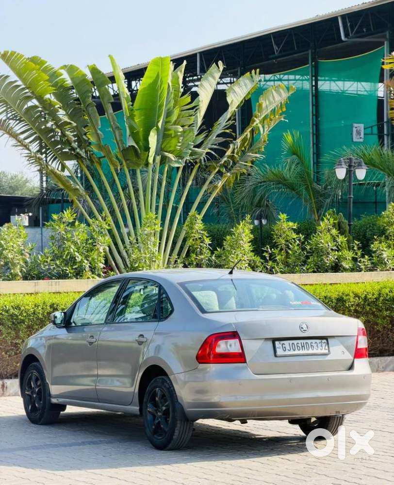 Skoda Rapid 1.5 Elegance Tdi Mt, 2014, Diesel