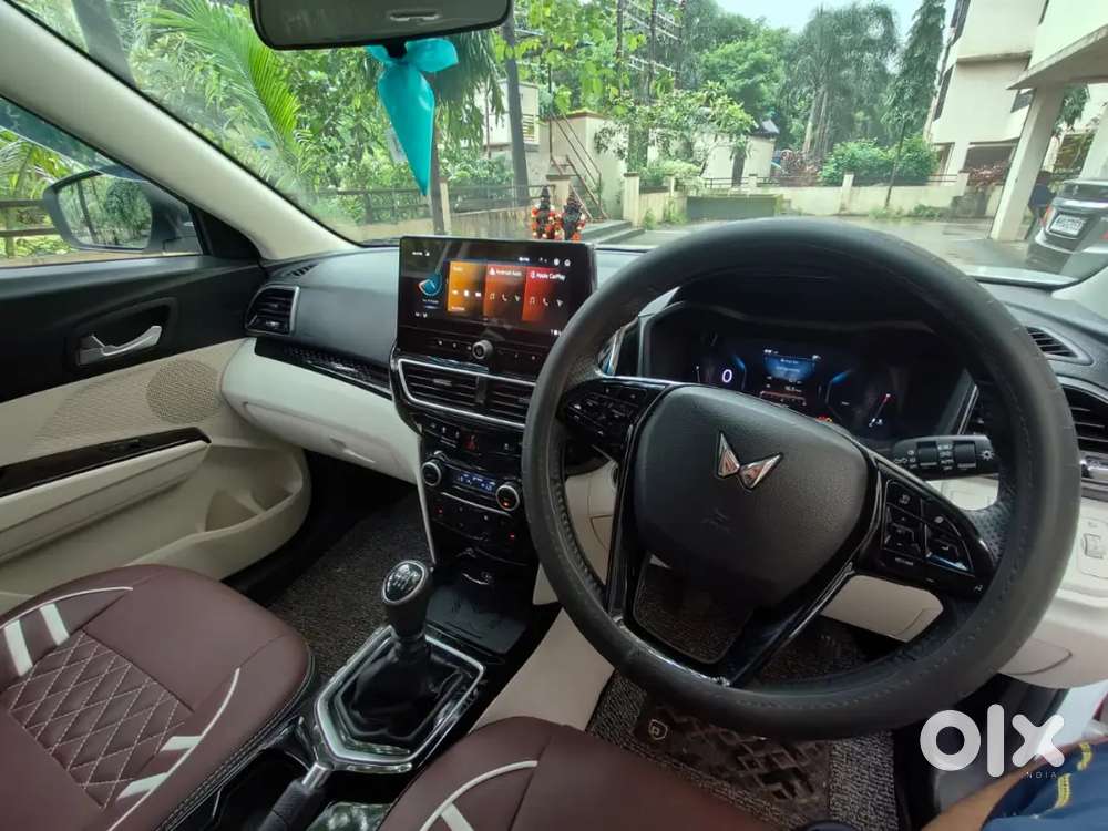 Mahindra Xuv 3xo 2025
