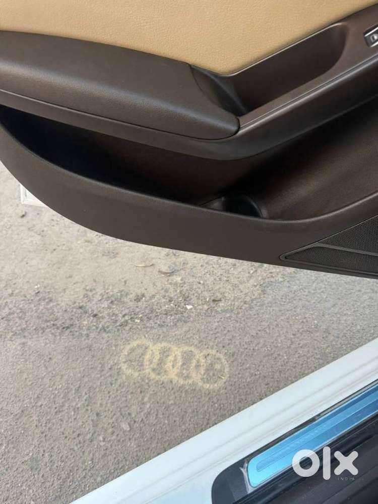 Audi A4 1.8 Tfsi Premium With Sunroof, 2016, Diesel