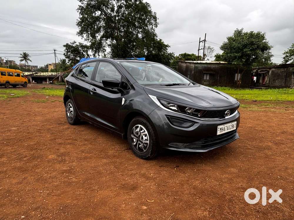 Tata Altroz 1.2 Xe, 2020, Petrol