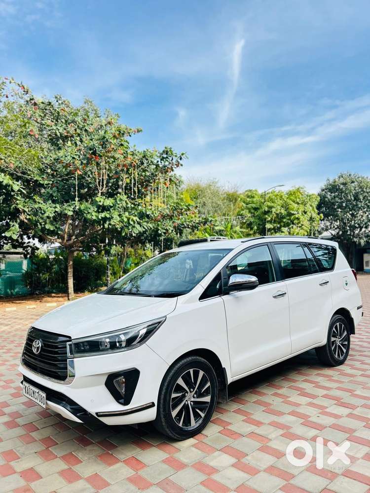 Toyota Innova Crysta 2.4 Z 7 Str, 2022, Diesel