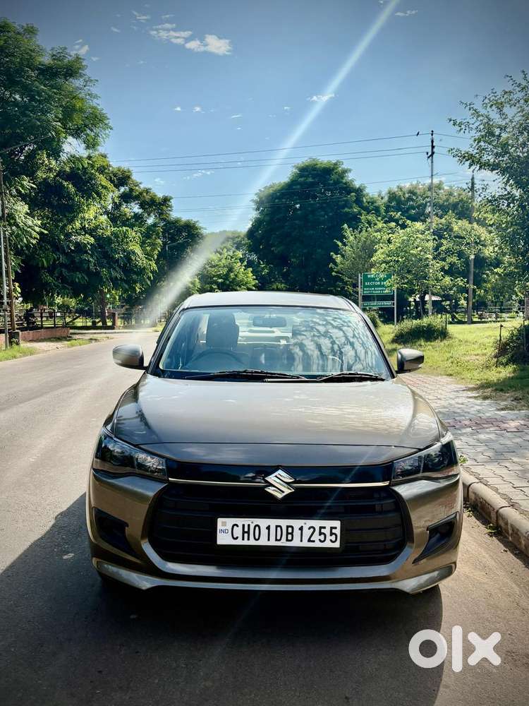 Maruti Suzuki Dzire 1.2 Vxi, 2025, Petrol
