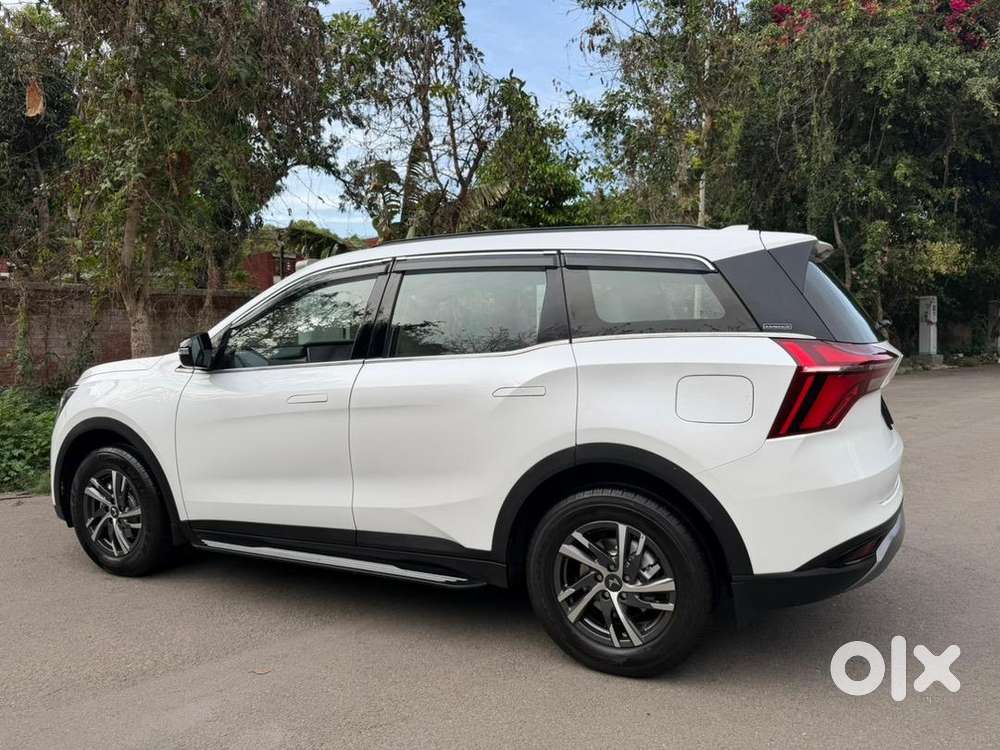 2022 Mahindra Xuv700 Ax5 Automatic