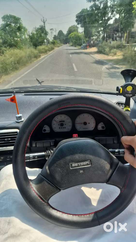 Maruti Suzuki Esteem 2006