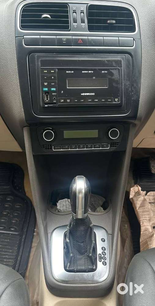 Volkswagen Vento 1.2 Tsi Highline At, 2011, Petrol