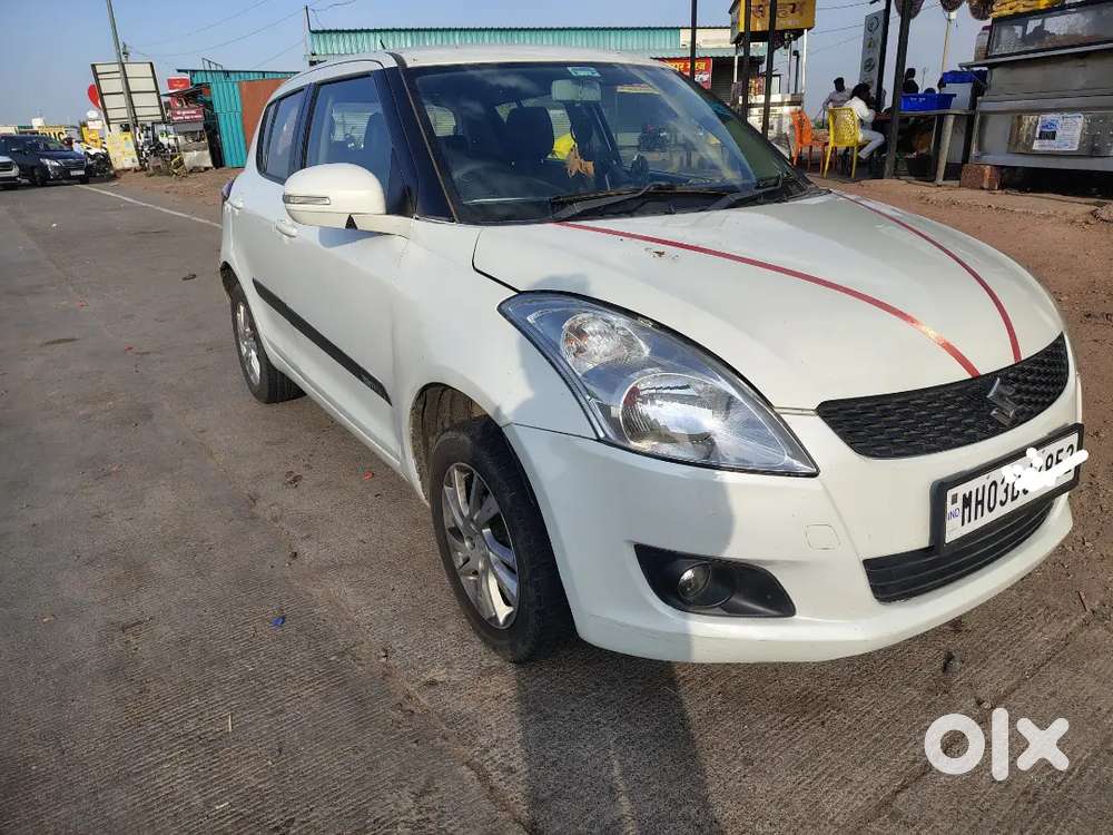 Maruti Suzuki Swift 2013 Petrol Well Maintained Top Model