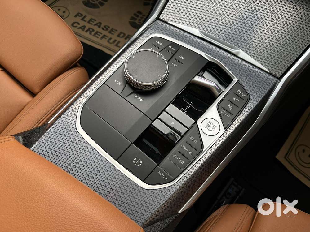 Bmw 3 Series, 2025, Petrol