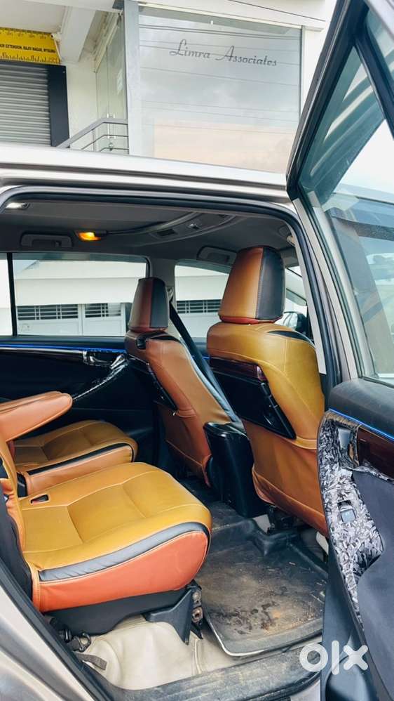 Toyota Innova Crysta 2016 2.4 Zx Mt 7str