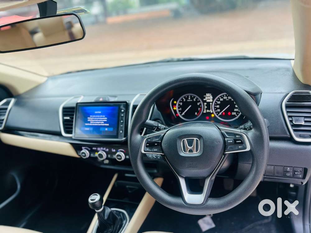 Honda City V Mt Sunroof, 2022, Petrol