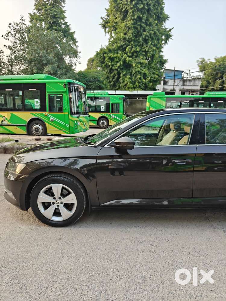 Skoda Superb Style 1.8, 2018, Petrol