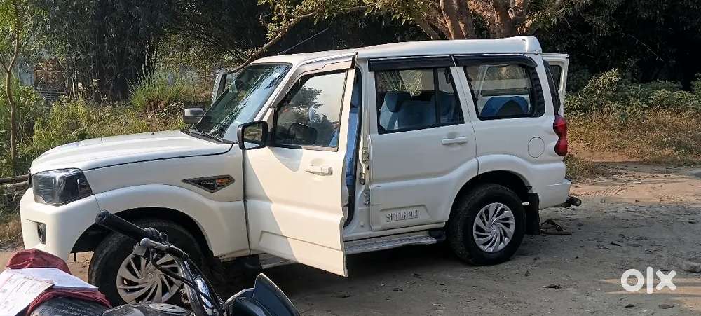 Mahindra Scorpio 2017 Diesel 87918 Km Driven